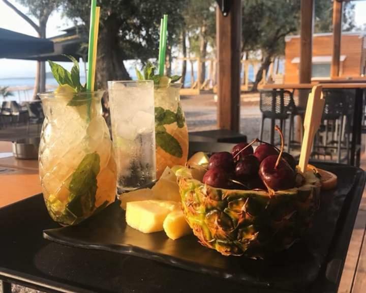 Nana Hotel Kamena Vourla Dış mekan fotoğraf