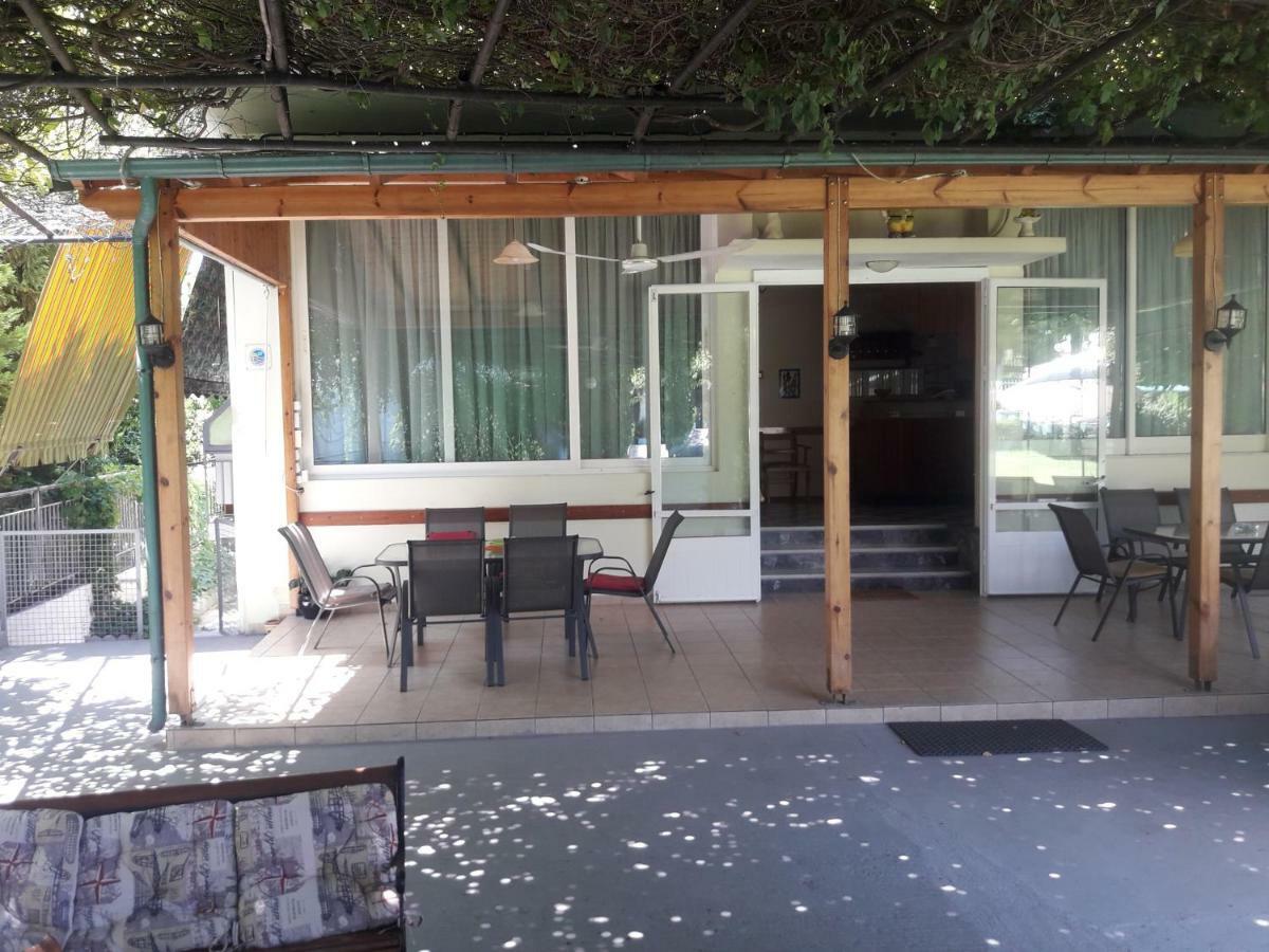 Nana Hotel Kamena Vourla Dış mekan fotoğraf